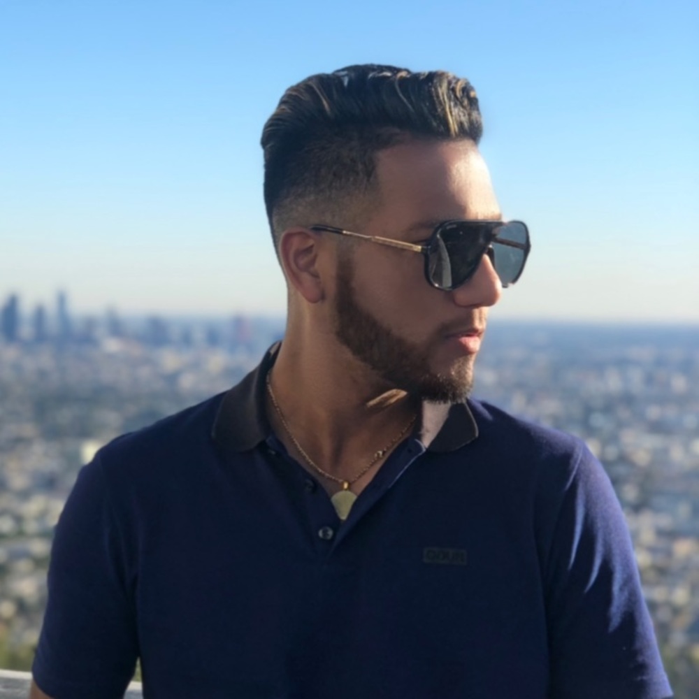 Meet your Posher, Luis